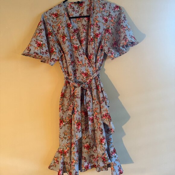 Topshop Floral Wrap Dress - Picture 3 of 7
